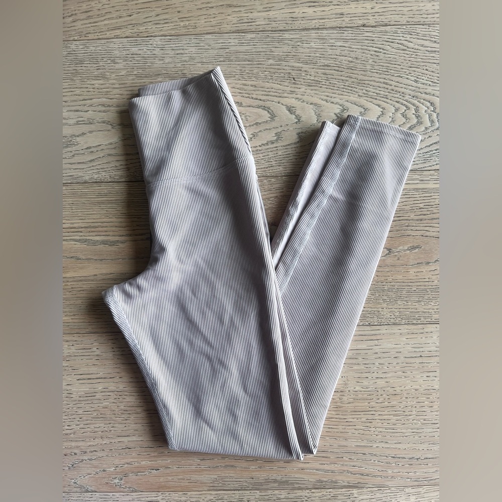 NWT: Beach Riot Ayla Legging in Taupe size XS